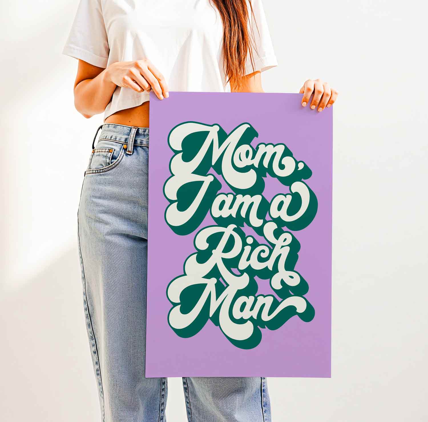 Empowering “Mom, I Am a Rich Man” quote in vintage-style retro typography—bold feminist wall art for boss babes, entrepreneurs, and statement-making spaces.