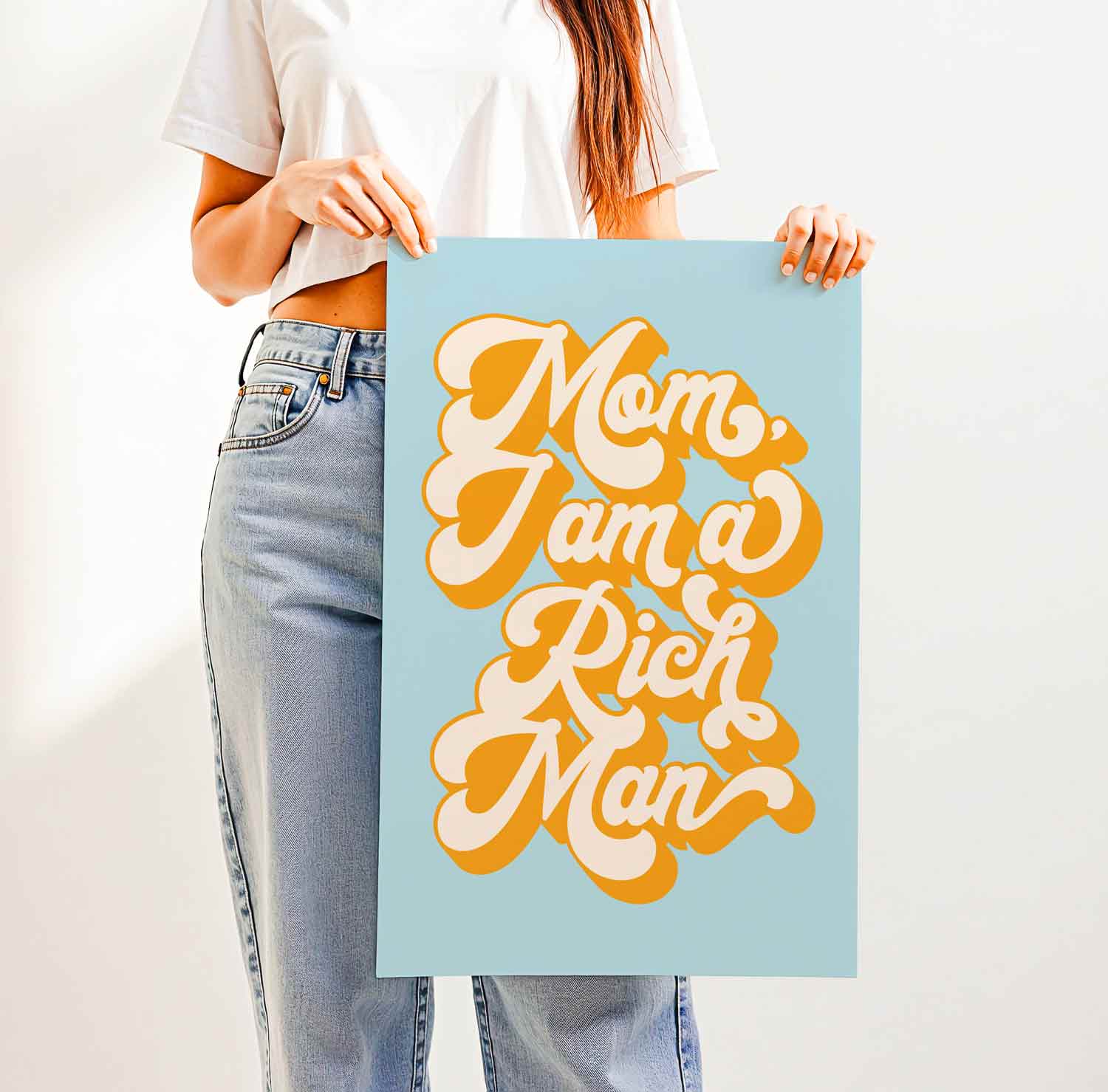 Empowering “Mom, I Am a Rich Man” quote in vintage-style retro typography—bold feminist wall art for boss babes, entrepreneurs, and statement-making spaces.